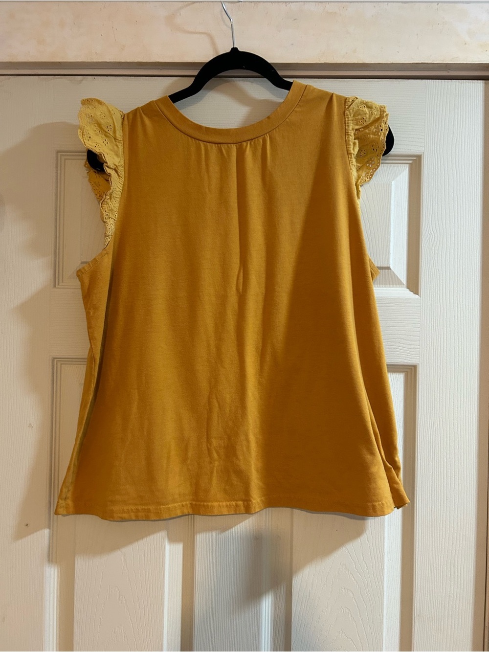 SHEIN Mustard Flutter Sleeve Eyelet Tank Top